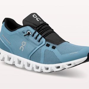 On cloud 5 mens 11.5 Black and Niagara